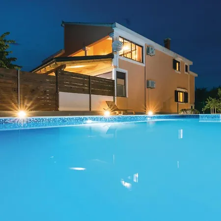 Apartment Beautiful In Sukosan *
