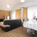 In Sukošan